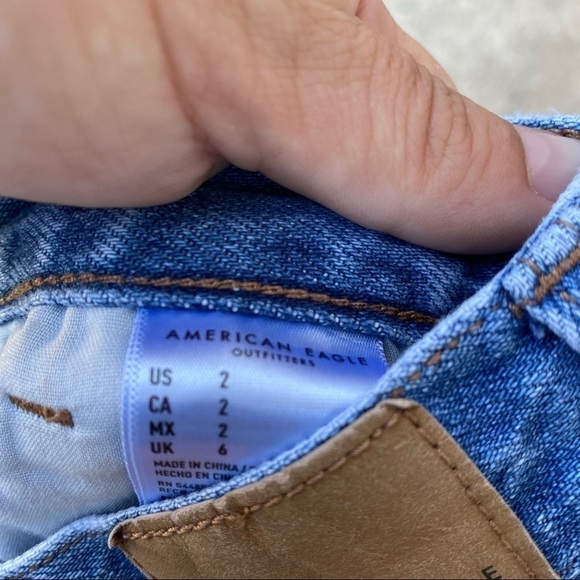 American Eagle Mom Short - Picture 5 of 5